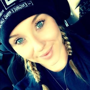 Meet your Posher, Miranda